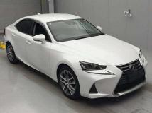 2017 Lexus IS