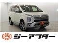 2019 Mitsubishi Delica D5