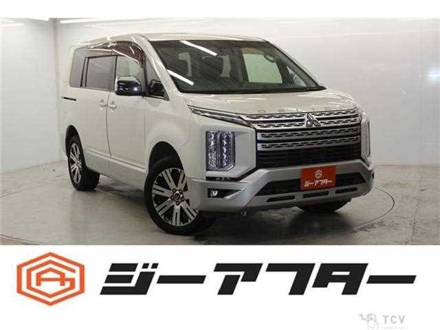 2019 Mitsubishi Delica D5