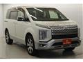 2019 Mitsubishi Delica D5