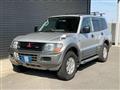 2001 Mitsubishi Pajero