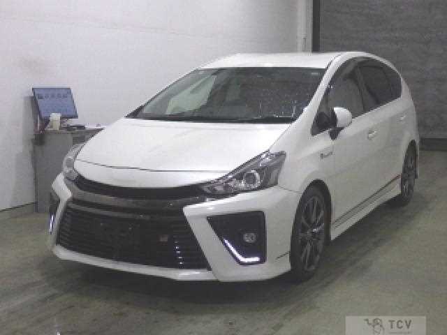2019 Toyota PRIUS α