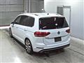 2017 Volkswagen Golf Touran