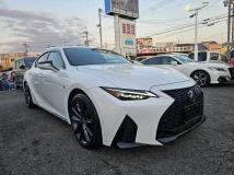 2023 Lexus IS