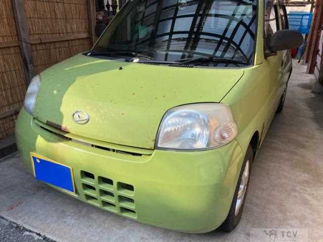 2009 Daihatsu Esse