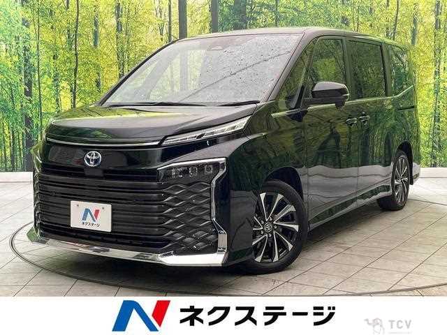 2022 Toyota Voxy