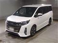 2017 Toyota Noah