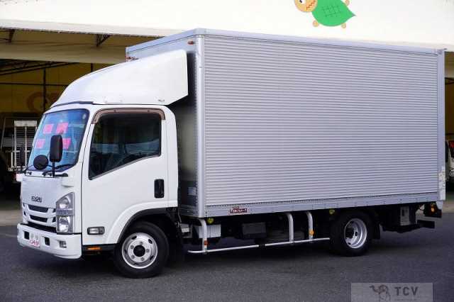 2016 Isuzu Elf Truck