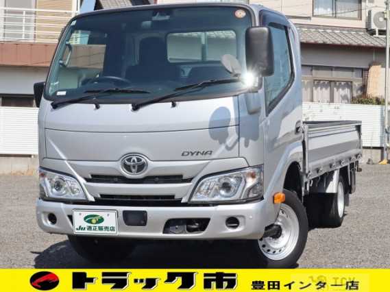 2022 Toyota Dyna Truck