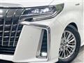 2019 Toyota Alphard Hybrid