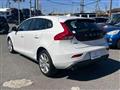 2018 Volvo V40