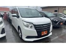2015 Toyota Noah
