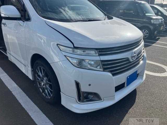 2012 Nissan Elgrand