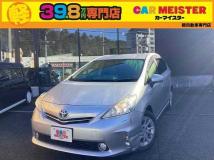 2012 Toyota PRIUS α