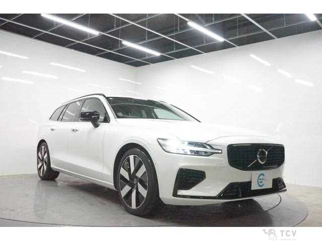 2025 Volvo V60