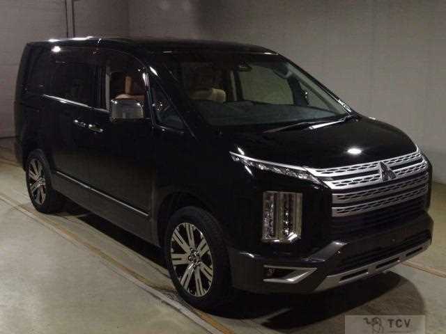 2019 Mitsubishi Delica D5