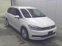 2019 Volkswagen Golf Touran