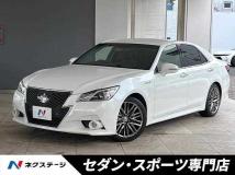 2015 Toyota Crown Hybrid