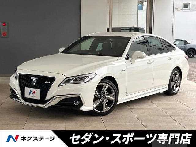 2019 Toyota Crown Hybrid