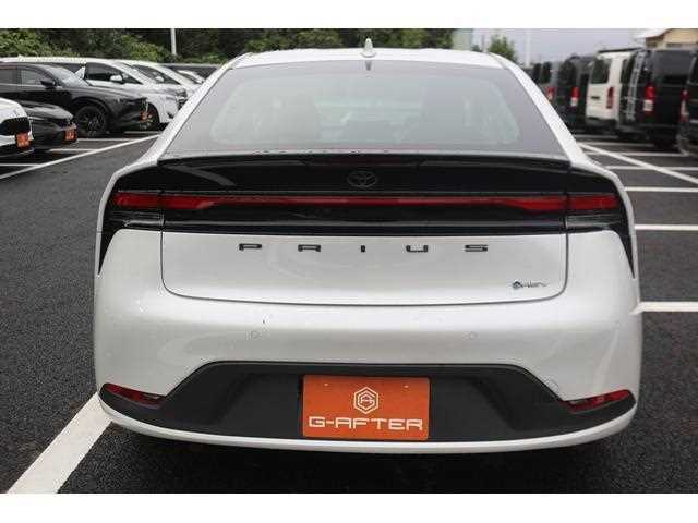 Toyota Prius 2024 — миниатюра 5