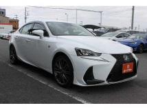 2017 Lexus IS