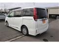 2014 Toyota Noah