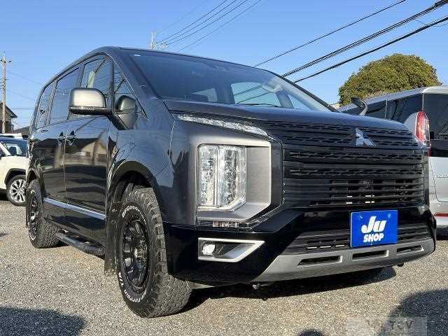 2021 Mitsubishi Delica D5