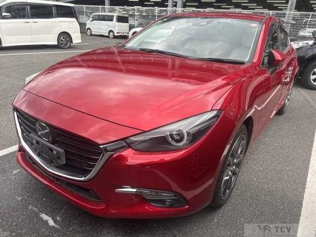 2017 Mazda Axela