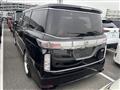 2017 Nissan Elgrand