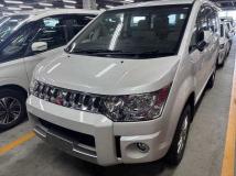 2018 Mitsubishi Delica D5
