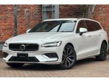 2025 Volvo V60