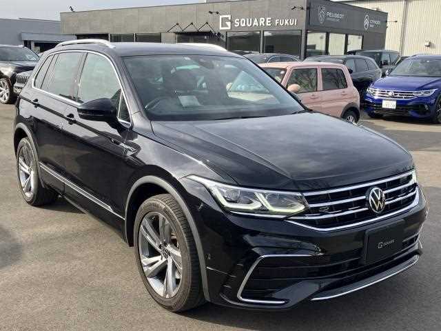 Volkswagen Tiguan 2023 — фото 2 купить в Москве