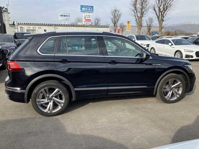 Volkswagen Tiguan 2023 — фото 5 купить в Москве