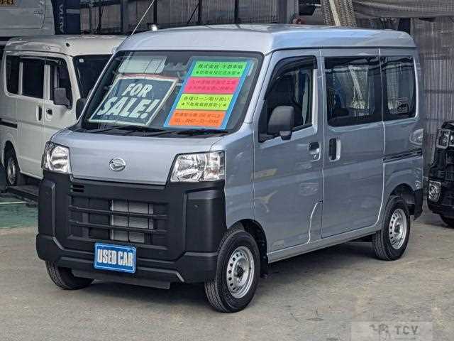 2025 Daihatsu Hijet Cargo