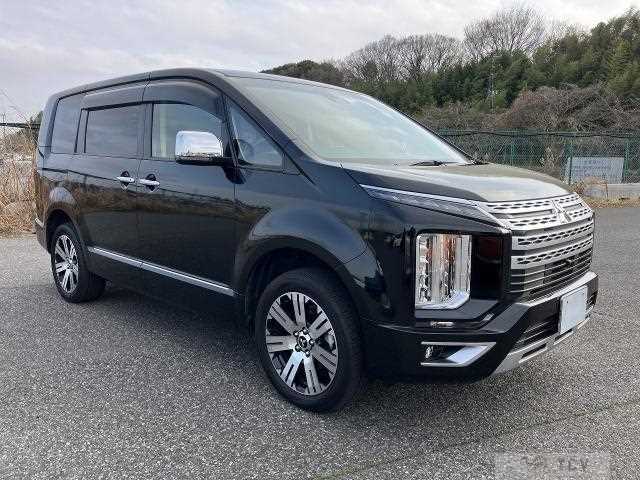 2023 Mitsubishi Delica D5
