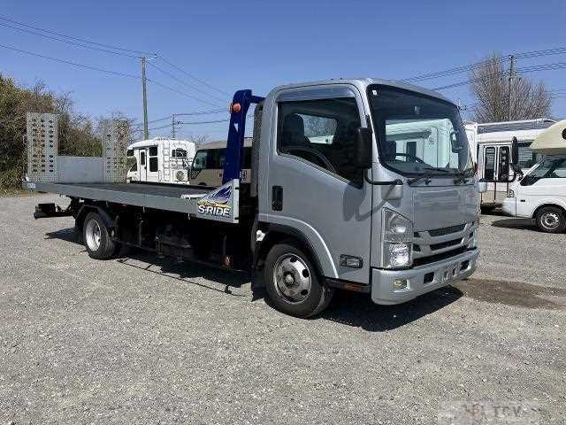 2017 Isuzu Elf Truck