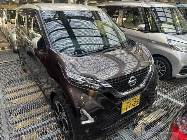 2022 Nissan Nissan Others