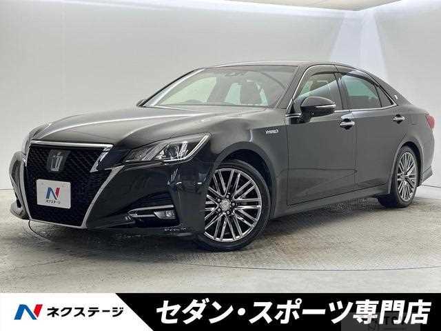 2016 Toyota Crown Hybrid