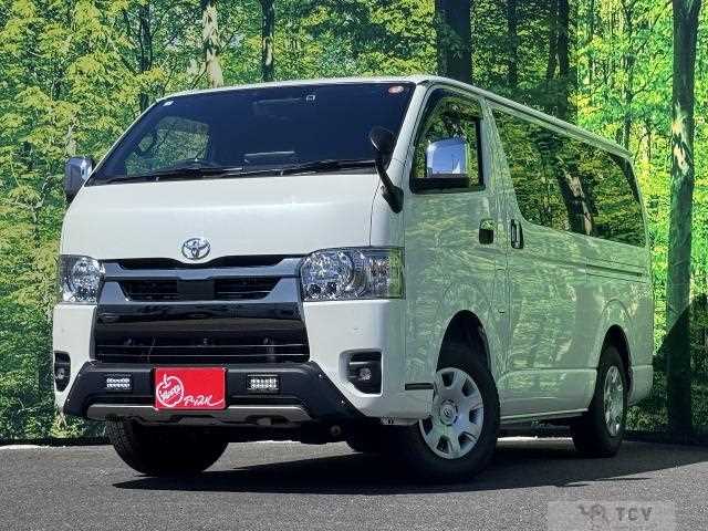 2022 Toyota Hiace Van