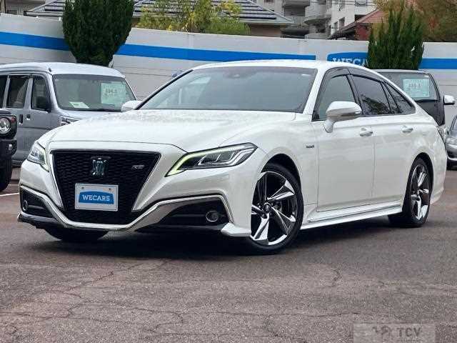 2018 Toyota Crown Hybrid