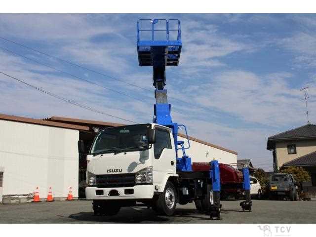 2014 Isuzu Elf Truck
