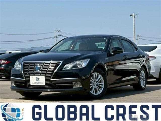 2015 Toyota Crown Hybrid