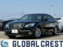 2015 Toyota Crown Hybrid