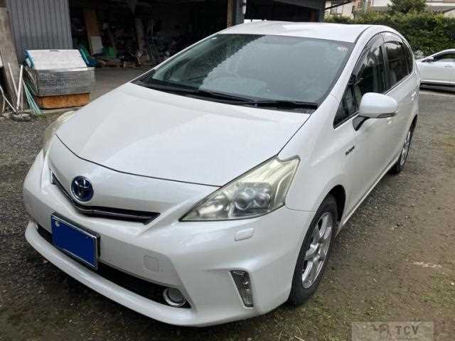 2011 Toyota PRIUS α