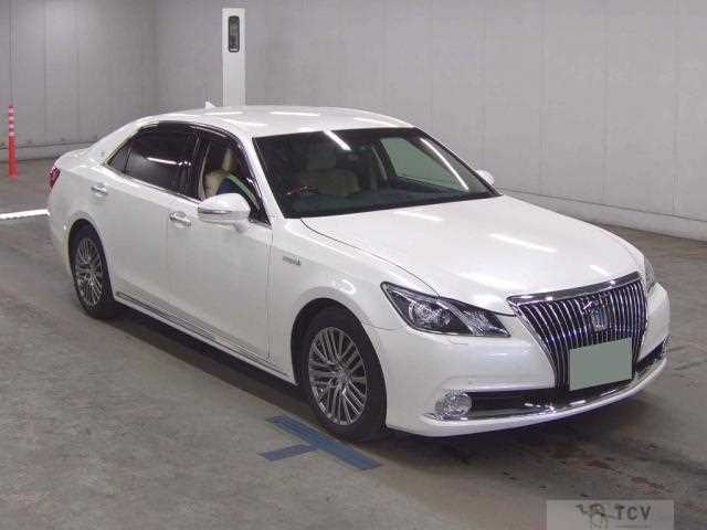 2015 Toyota Crown Majesta