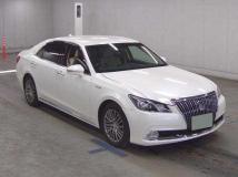2015 Toyota Crown Majesta
