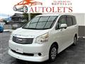 2010 Toyota Noah