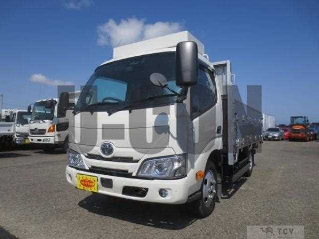 2022 Toyota Dyna Truck