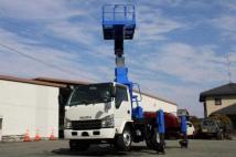 2014 Isuzu Elf Truck