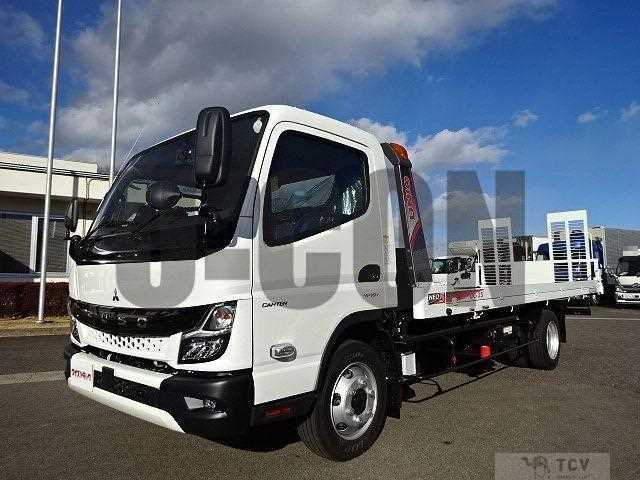 2025 Mitsubishi Fuso Canter